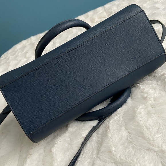 Vince Camuto handbag - Picture 4 of 6